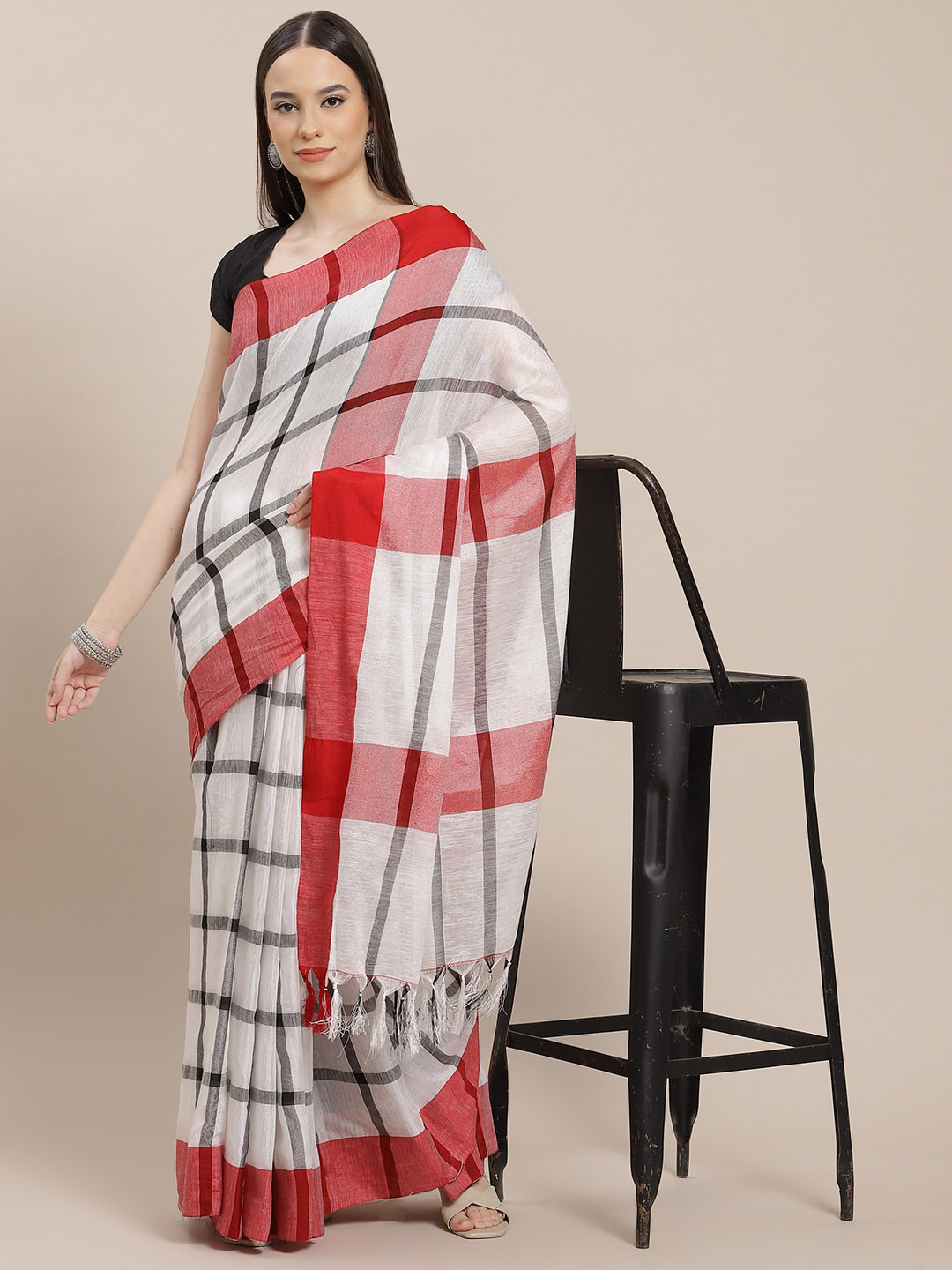 

Anouk White & Red Checked Saree