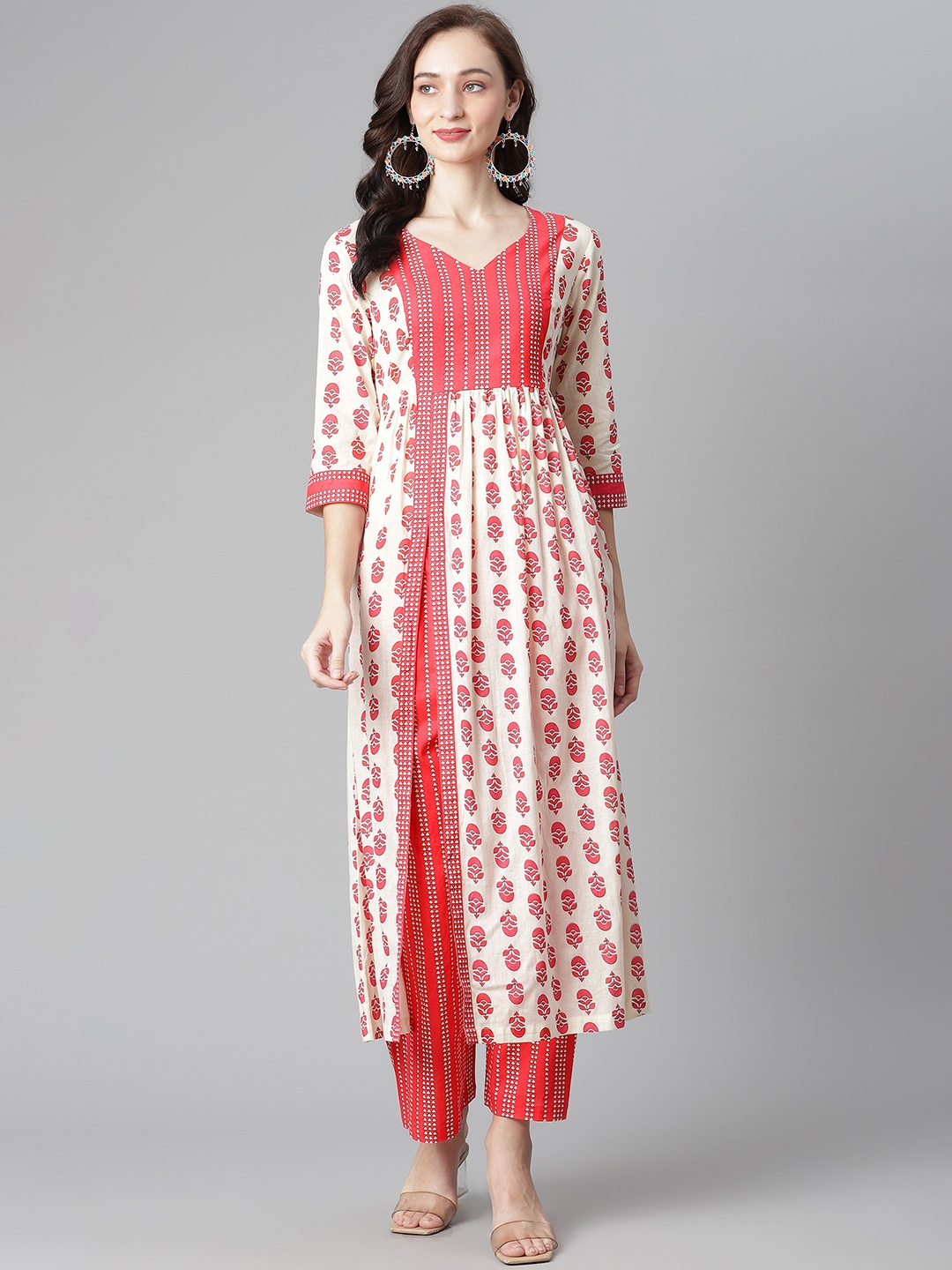 

Poshak Hub Women Off White & Pink Printed High Slit Pure Cotton Kurta with Palazzos