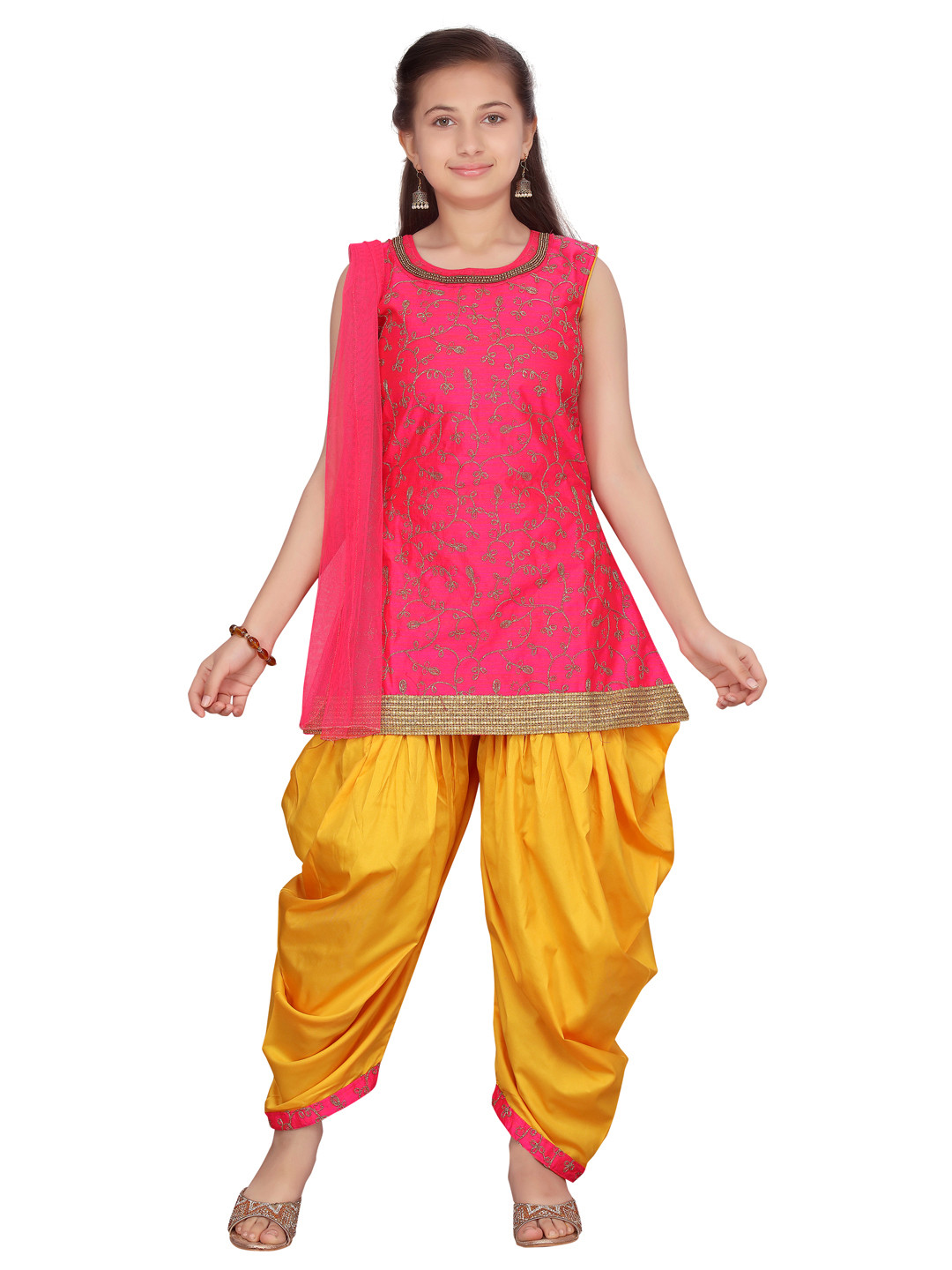 

Aarika Girls Pink Ethnic Embroidered Straight Straight Kurti with Patiala & Dupatta