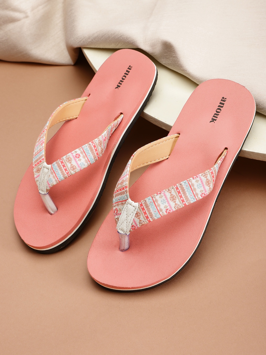 

Anouk Women Peach-Coloured & White Geometric Printed Thong Flip-Flops