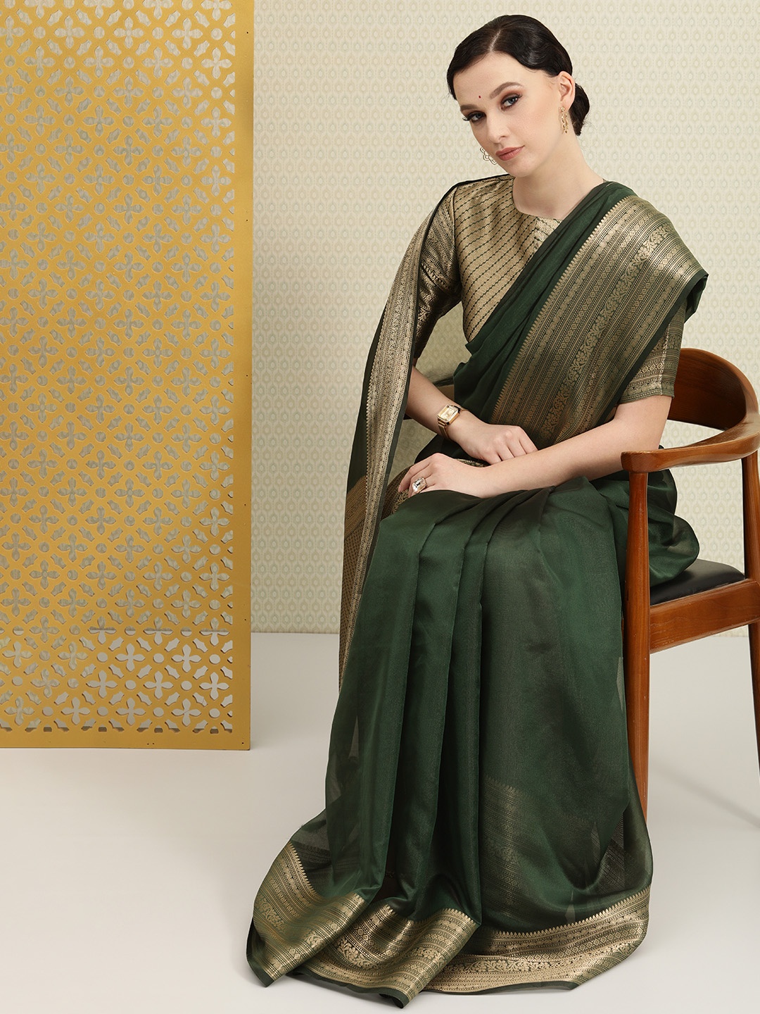 

House of Pataudi Green Zari Organza Saree