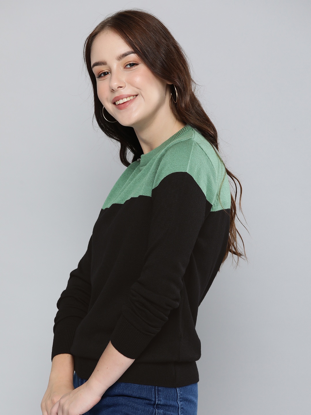 

HERE&NOW Women Green & Black Colourblocked Pullover