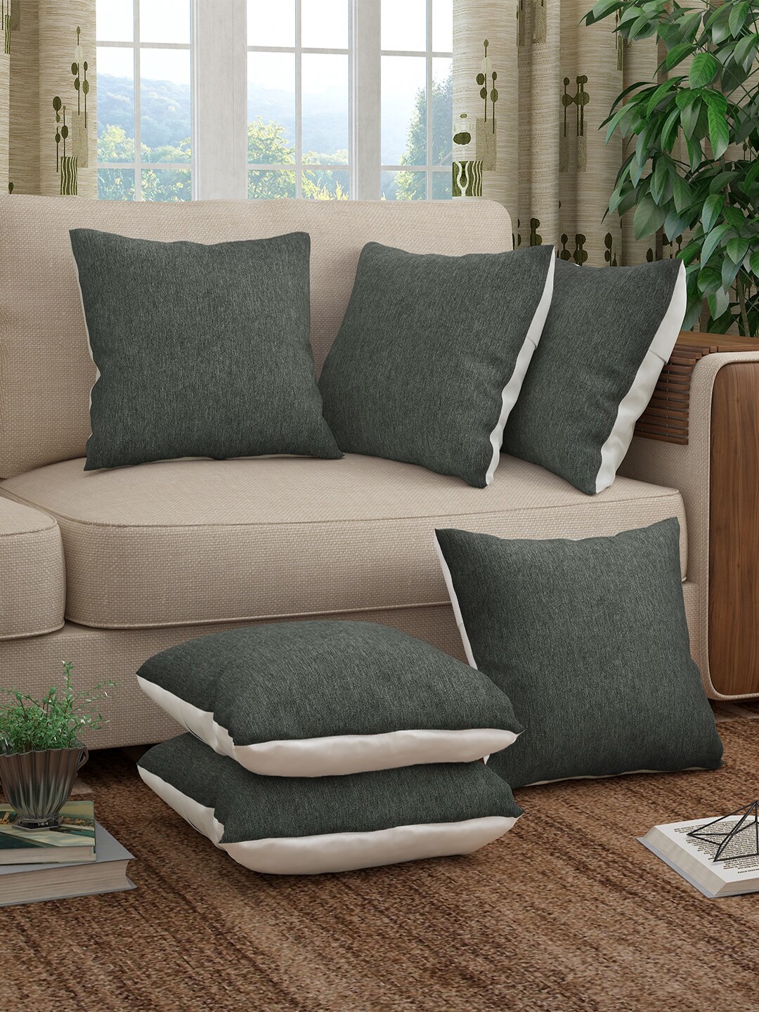 

Story@home Grey & White Set of 6 Square Criss Cross Grunge Pattern Cushion Covers