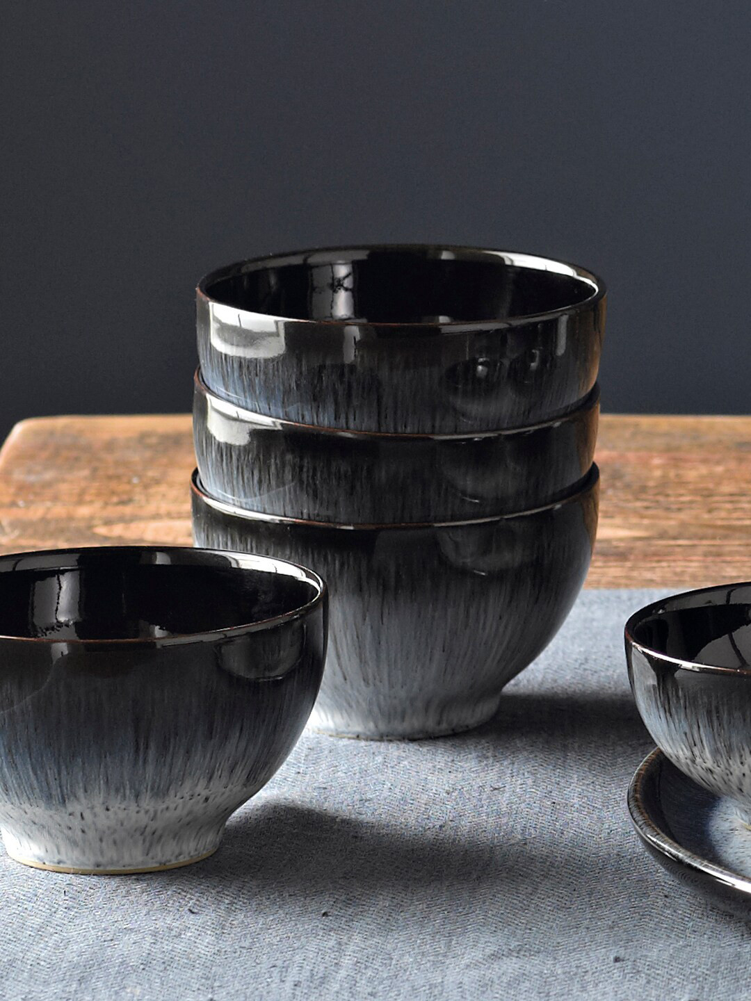 

Denby Set of 4 Black & White Printed Halo Small Bowl
