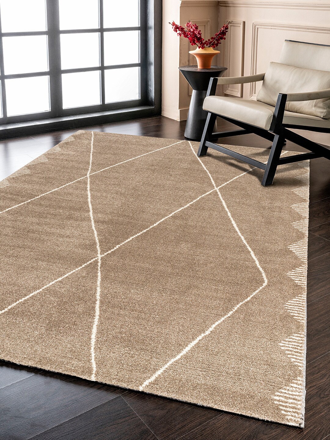 

DDecor Taupe Geometric Carpet