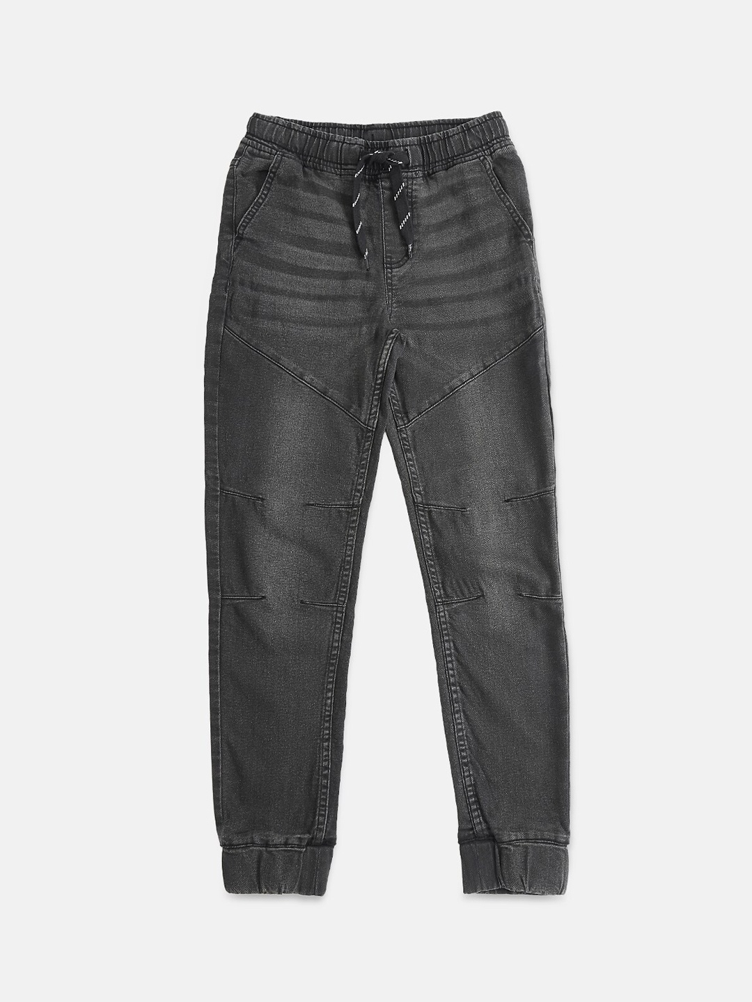 

Pantaloons Junior Boys Black Tapered Fit Light Fade Jeans