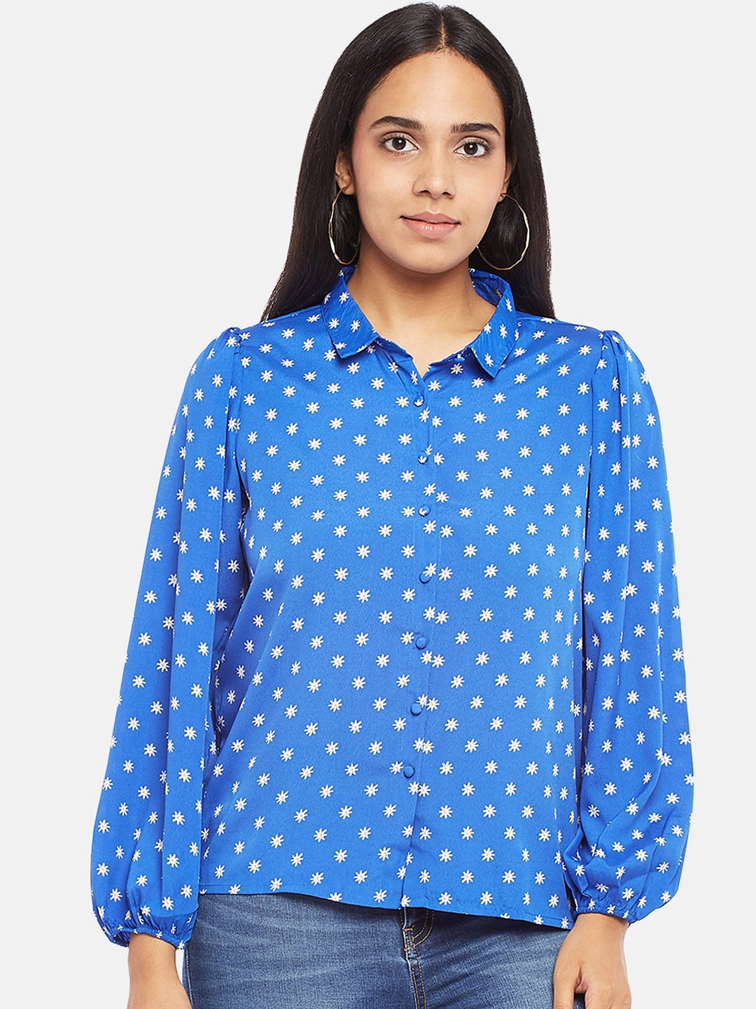 

People Women Blue & White Micro Printed Puff Sleeves Casual Shirt