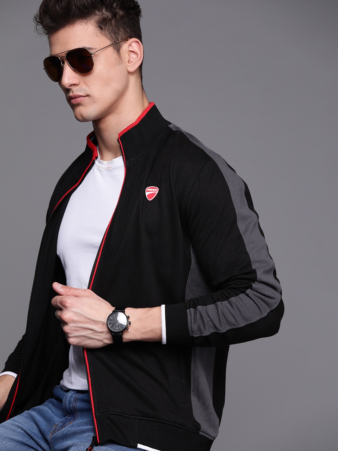 

Ducati Men Black & Grey Colourblocked Sweatshirt
