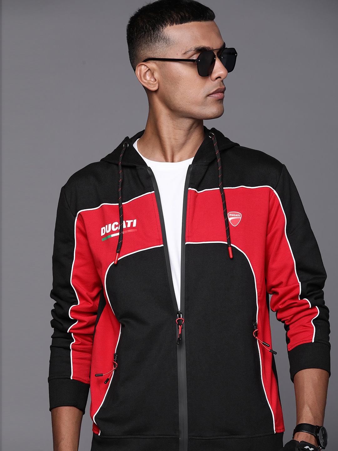 

Ducati Men Black & Red Colourblocked Hooded Sweatshirt