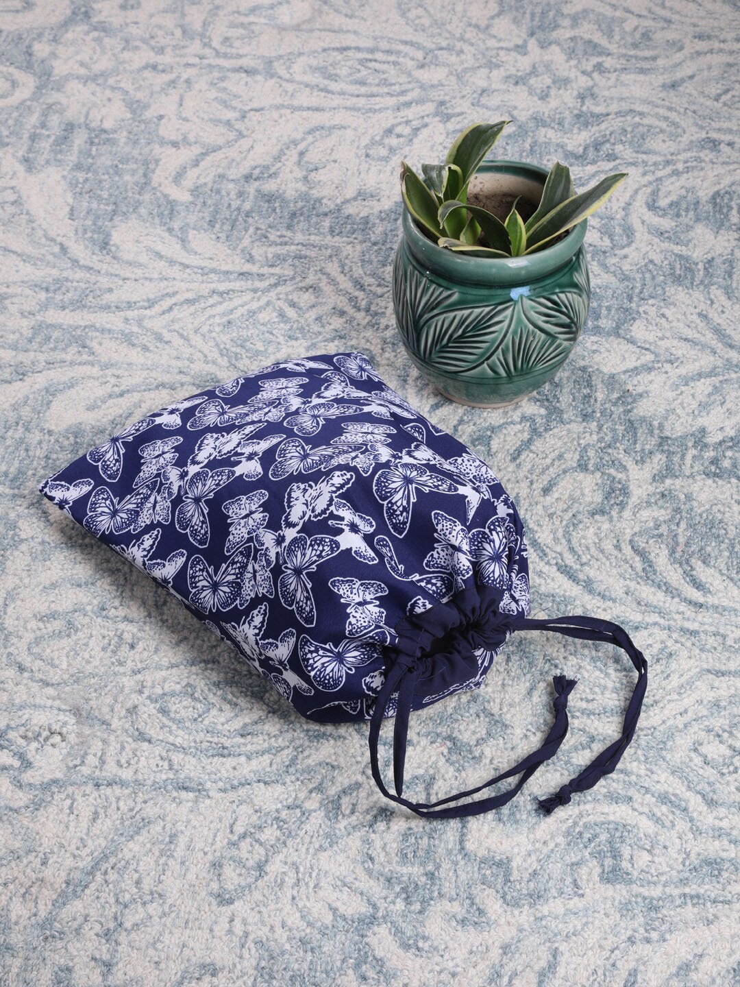 

My Gift Booth Set Of 2 Navy Blue & White Printed Travel Shoe Bags