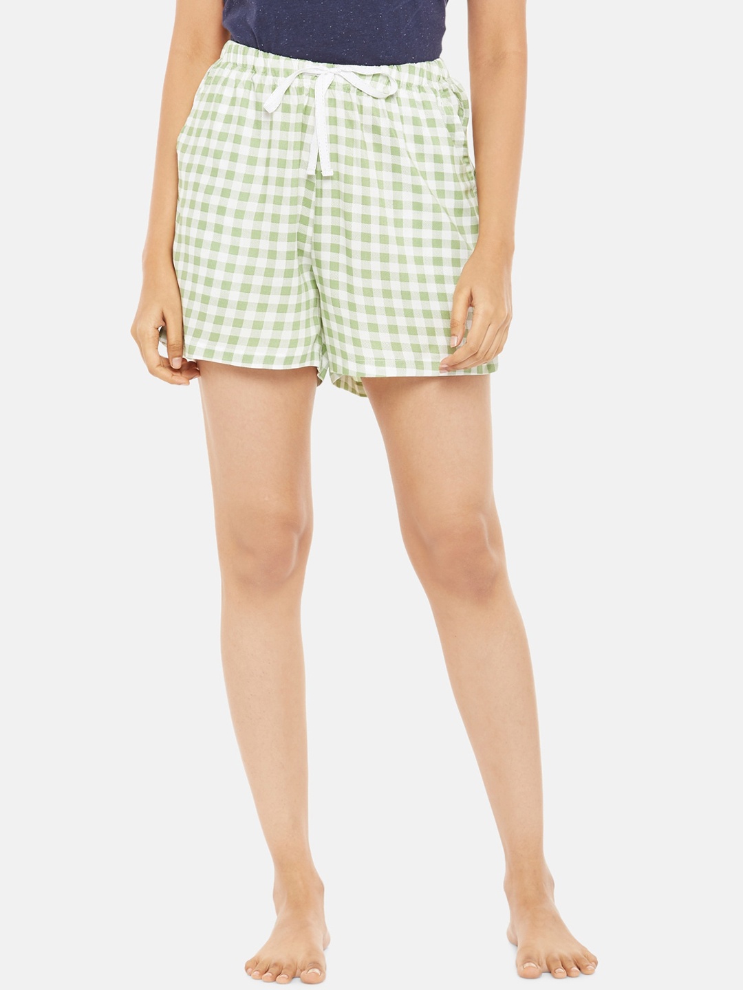 

Dreamz by Pantaloons Women Green Checked Mid-Rise Regular Shorts