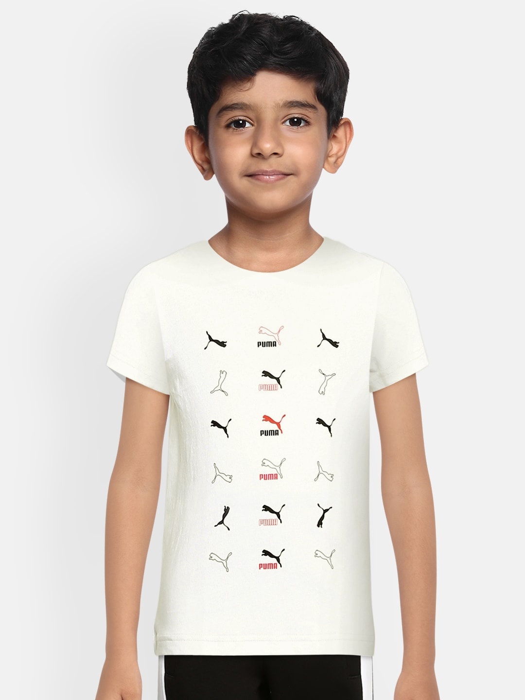

Puma Boys White Brand Logo Printed Pure Cotton Classic Graphic Pure Cotton T-shirt