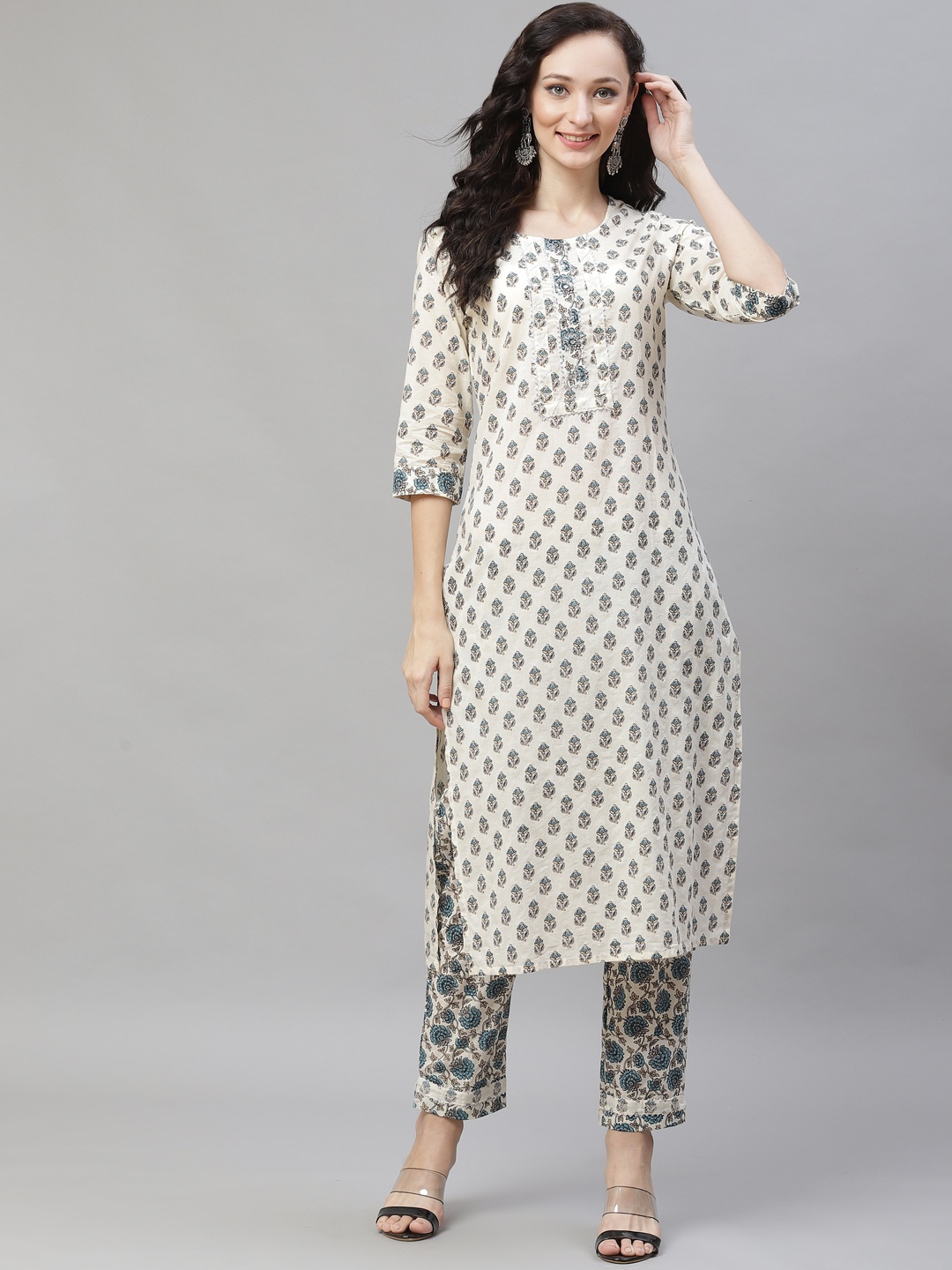 

AHIKA Women Off White Floral Printed Regular Pure Cotton Kurta with Palazzos