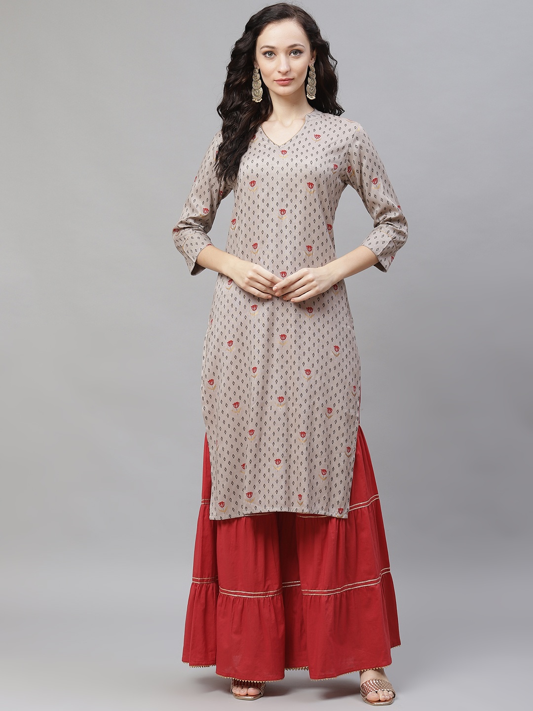 

AHIKA Women Grey Floral Regular Pure Cotton Kurta with Palazzos