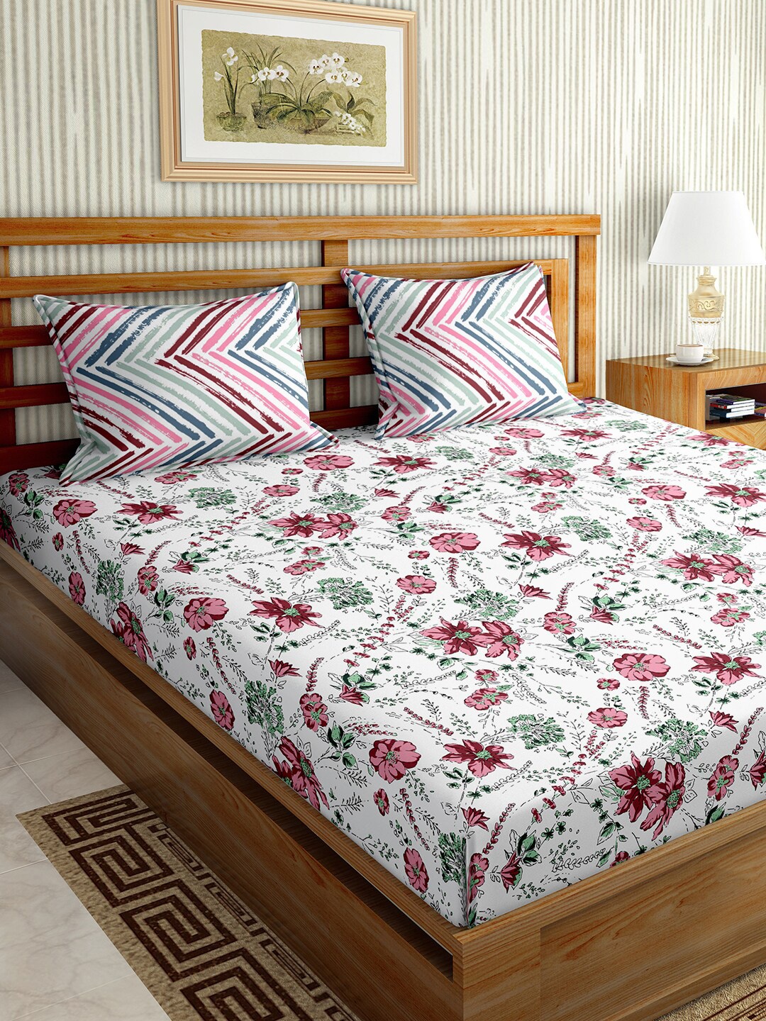 

BELLA CASA White & Red Floral 150 TC King Bedsheet with 2 Pillow Covers