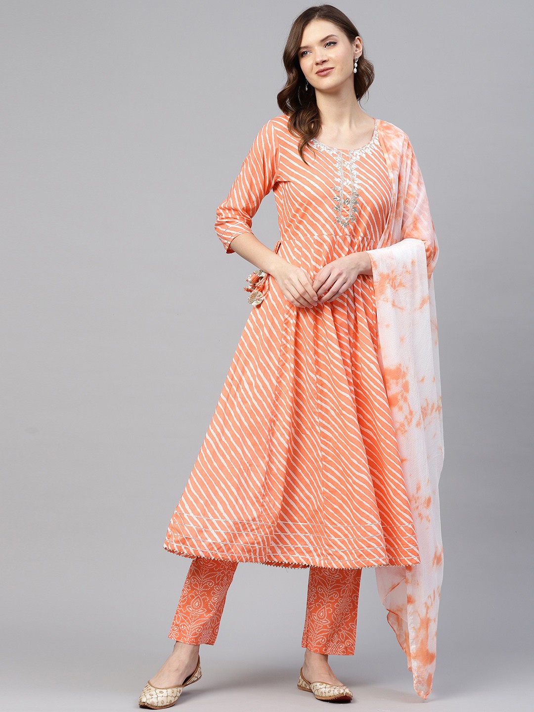 

Readiprint Fashions Women Peach & White Leheriya Cotton Anarkali Kurta Set with Dupatta