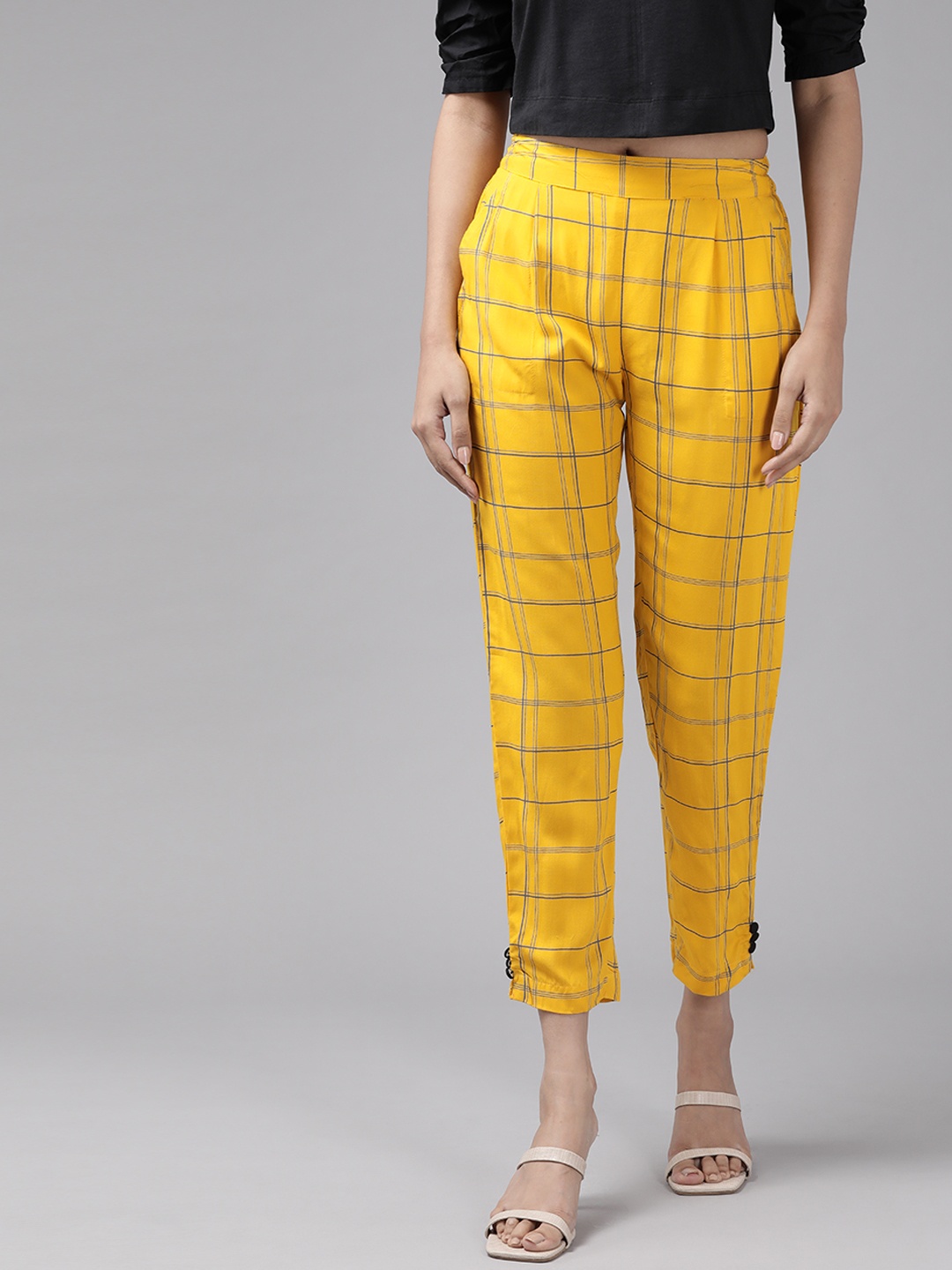 

YASH GALLERY Women Yellow & Navy Blue Checked Peg Trousers