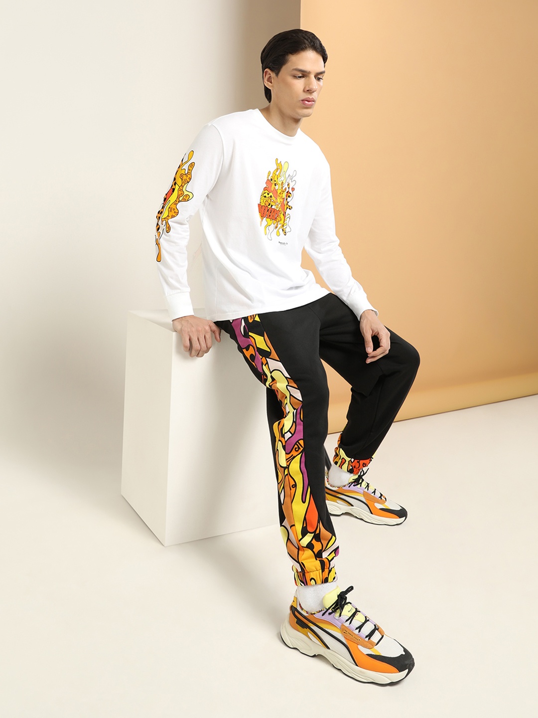

Puma Men White Printed PUMA x BRITTO LS Loose T-shirt