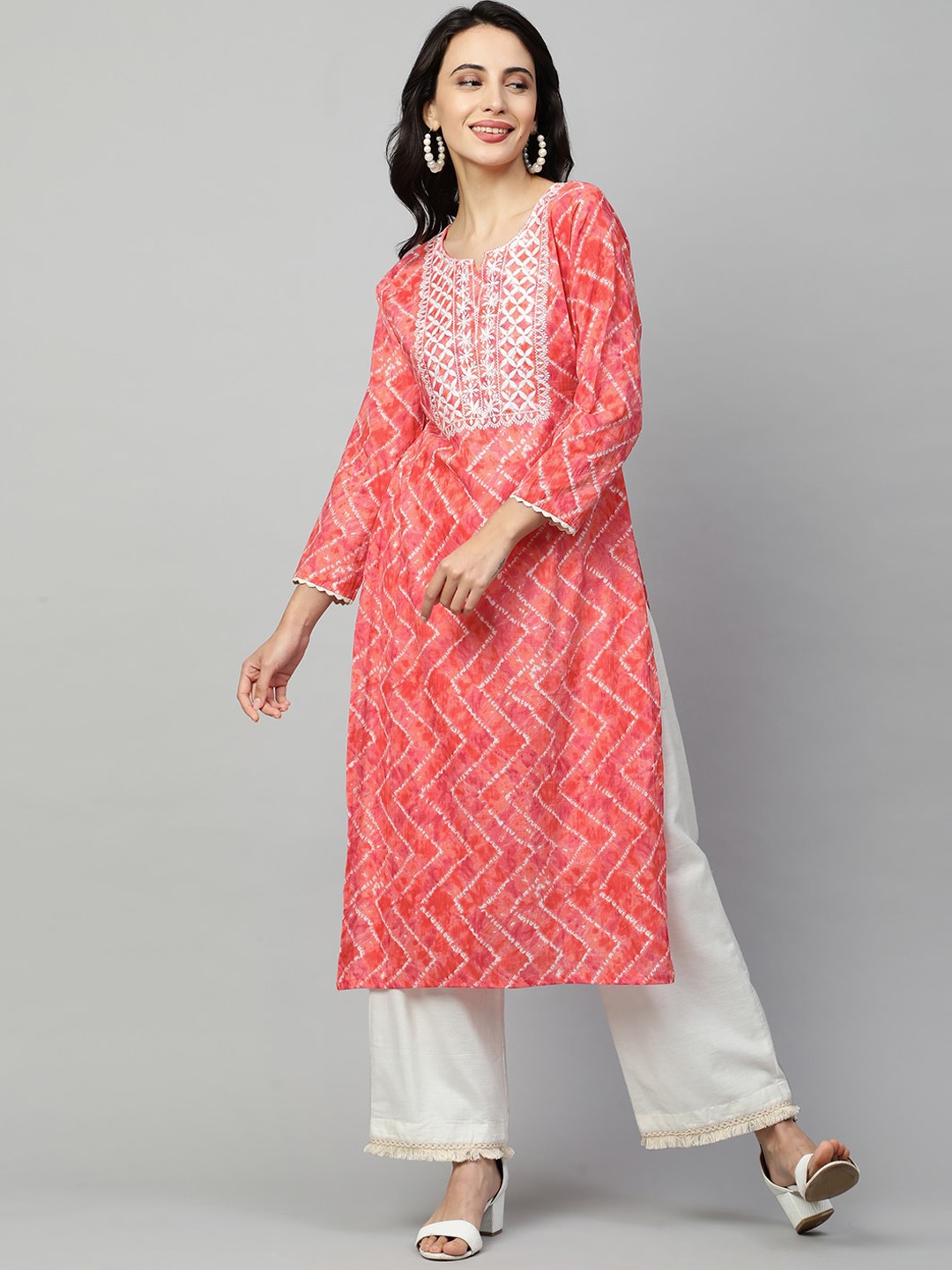 

FASHOR Women Peach-Coloured Chevron Embroidered Thread Work Kurta