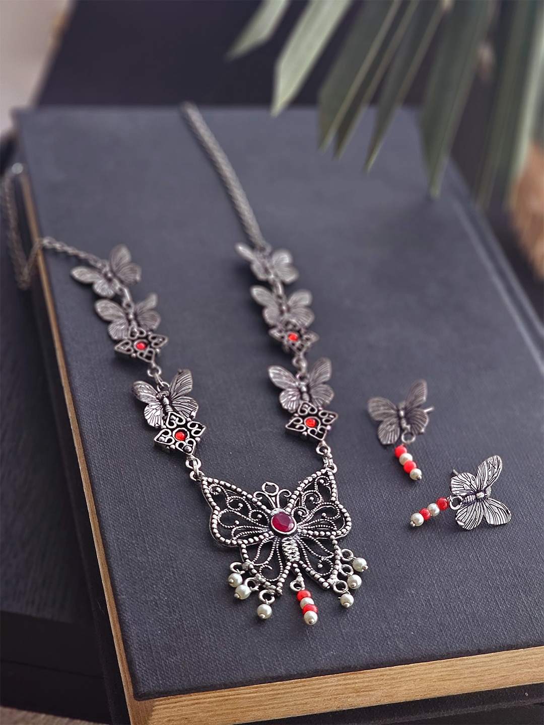

Binnis Wardrobe Set of Silver-Plated German Silver Oxidised Butterfly Jewellery Set