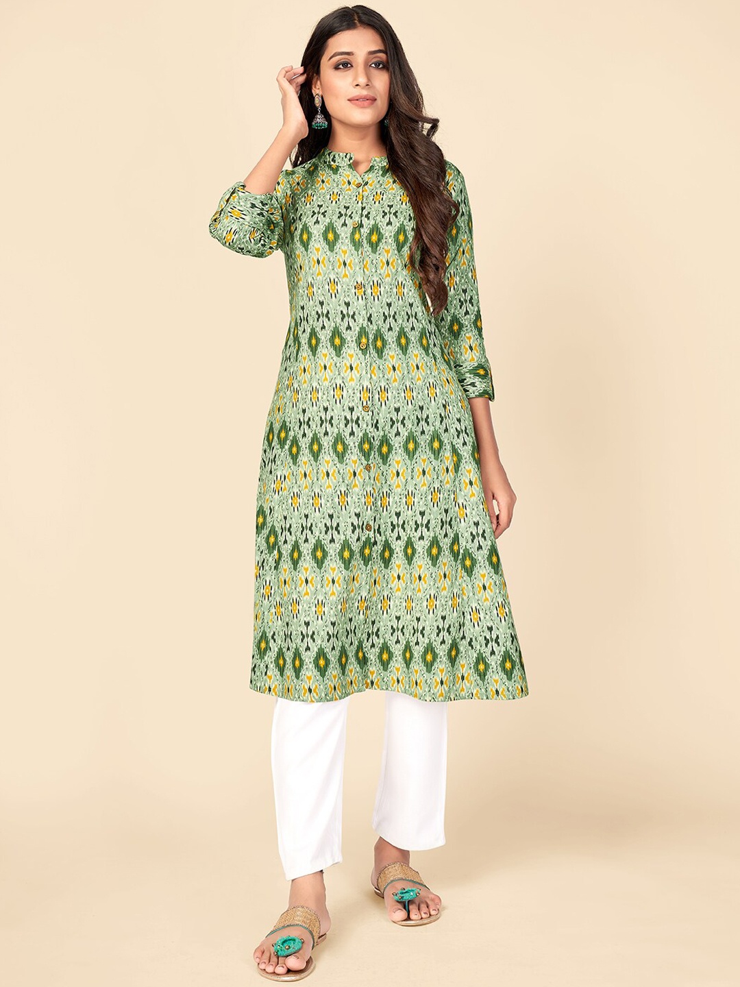

Vbuyz Women Green Abstract Printed A-Line Kurta