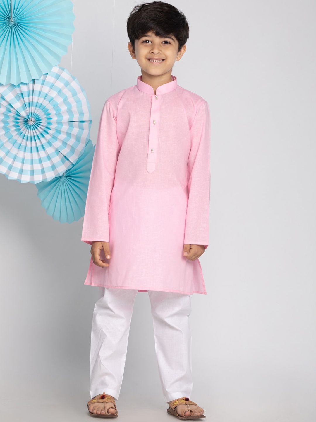 

VASTRAMAY Boys Pink Solid Kurta with Pyjamas