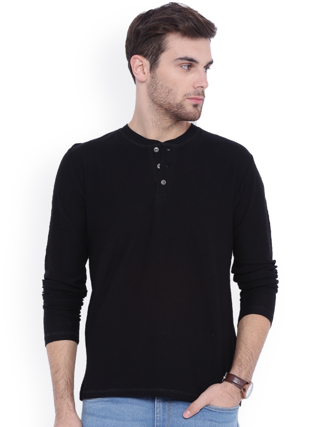 

ARISE Men Black Solid Henley Neck T-Shirt