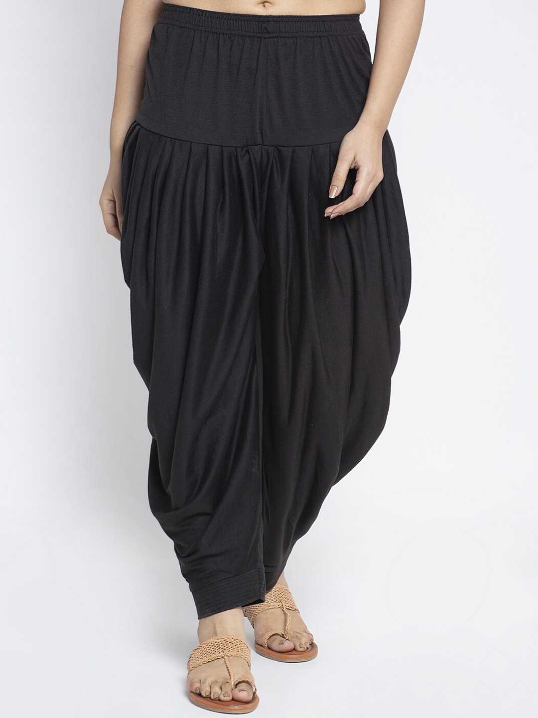 

GRACIT Women Black Solid Salwar