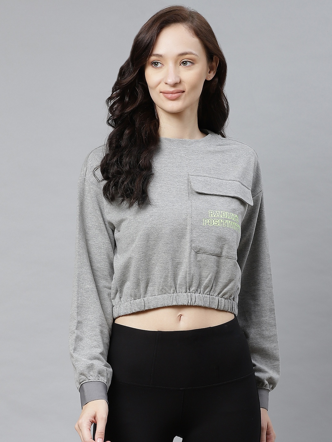 

Hubberholme Women Grey Melange Solid Pocket Cropped Sweatshirt