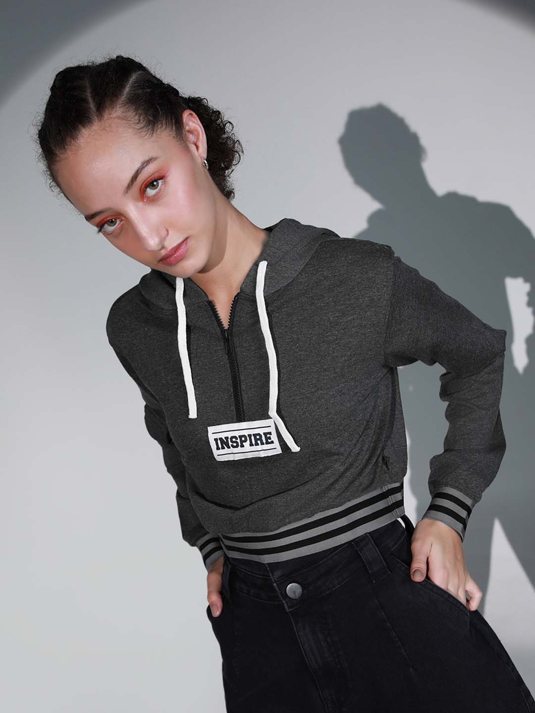 

Hubberholme Women Charcoal Grey & White Typography Print Crop Hooded Sweatshirt