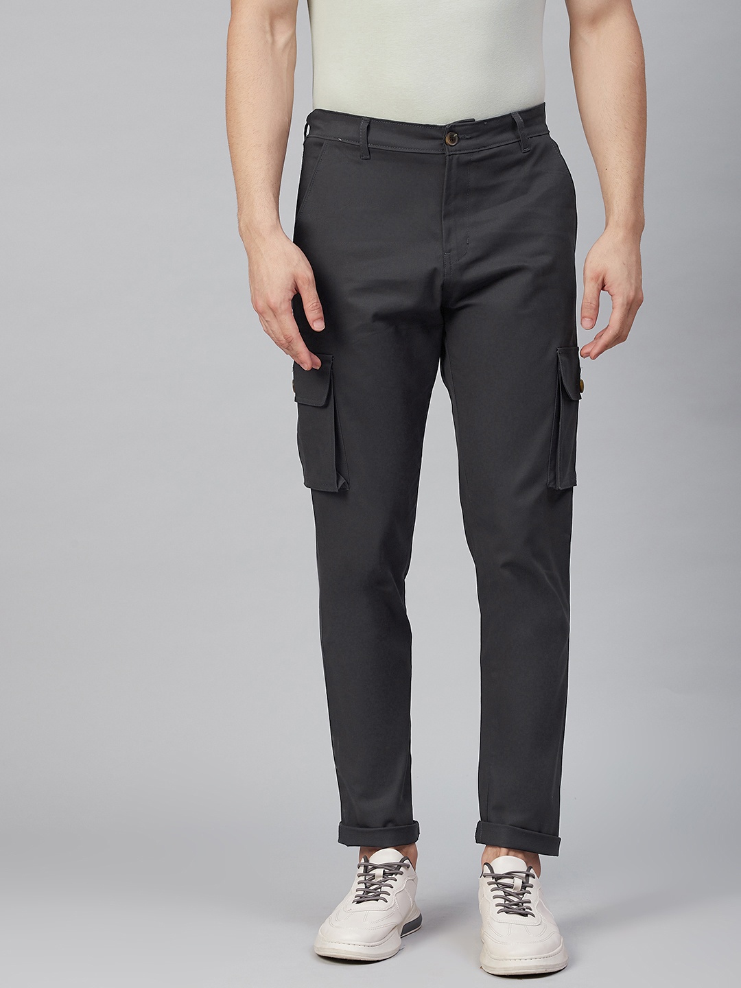 

Hubberholme Men Charcoal Black Solid Slim Fit Cargos