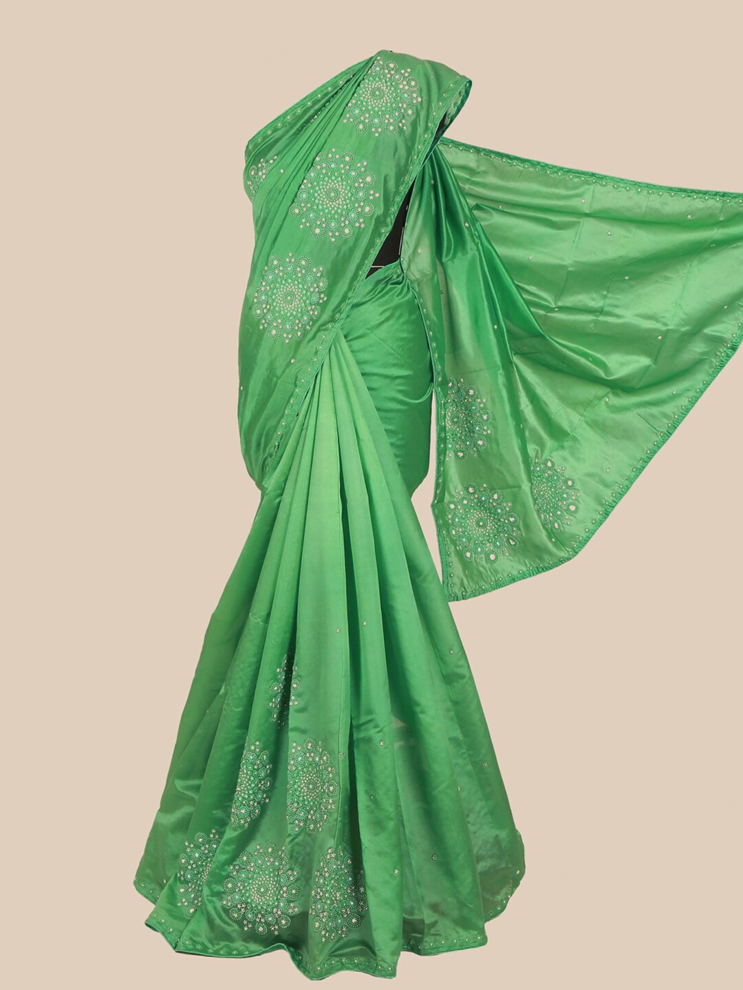 

Pothys Green & White Floral Art Silk Saree