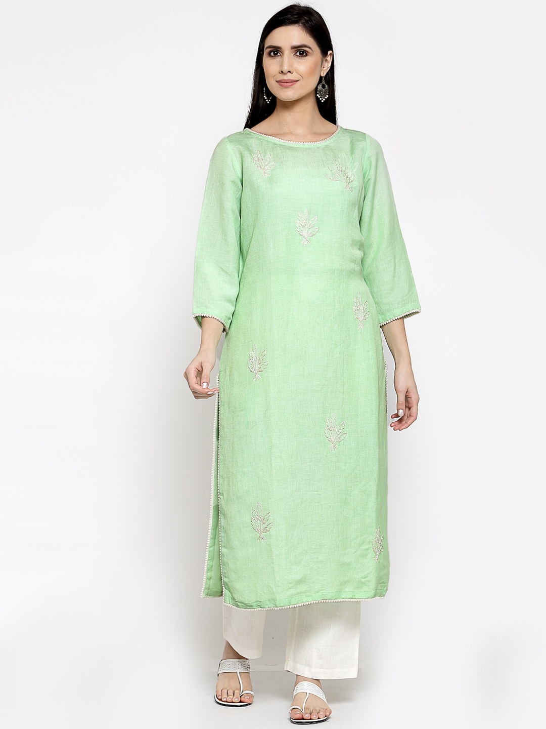 

DART STUDIO Women Green Floral Embroidered Kurta