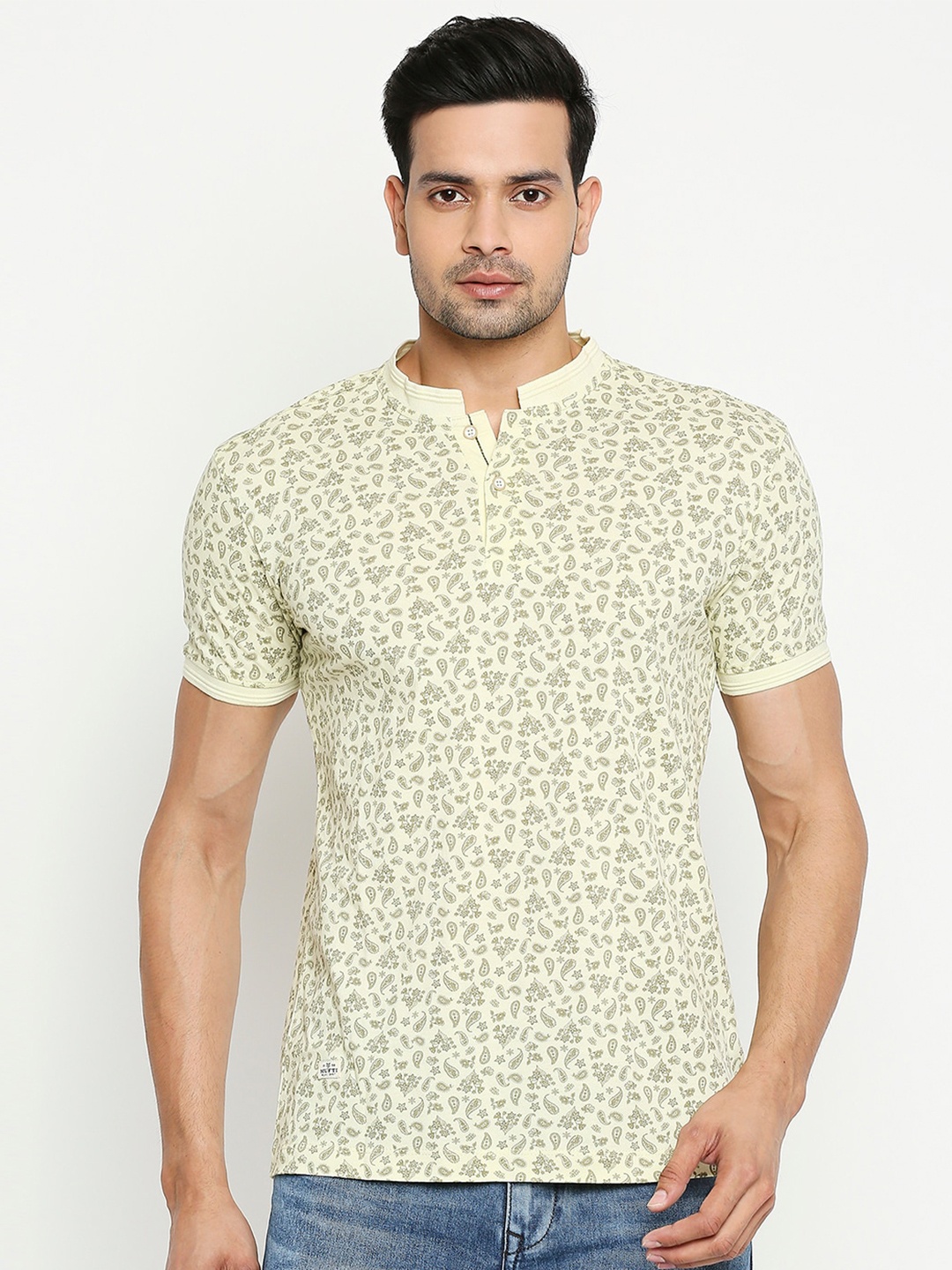 

Mufti Men Yellow Floral Printed Henley Neck Slim Fit T-shirt