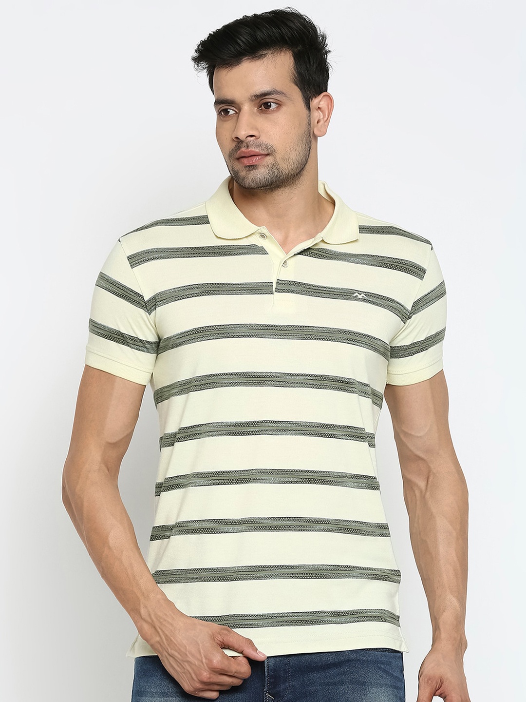 

Mufti Men Yellow Striped Polo Collar Slim Fit T-shirt