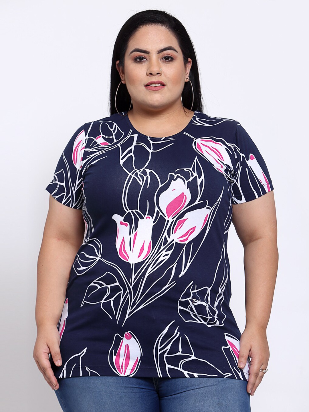 

plusS Women Navy Blue & Pink Floral Printed T-shirt