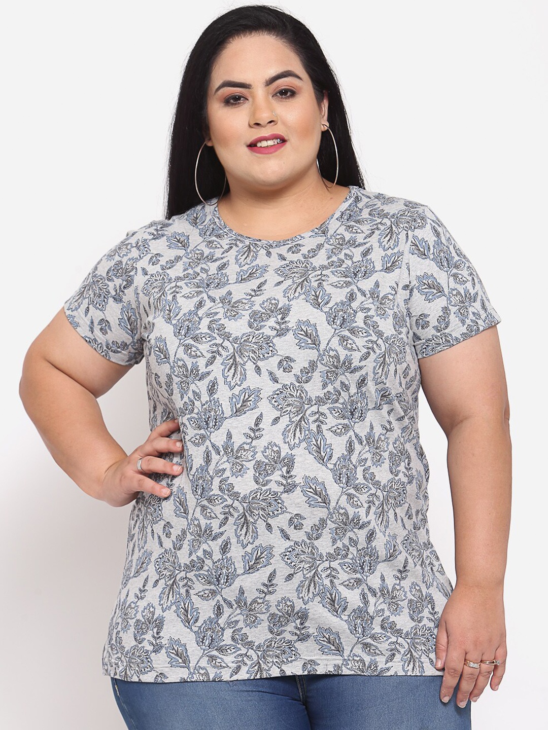 

plusS Women Grey Floral T-shirt