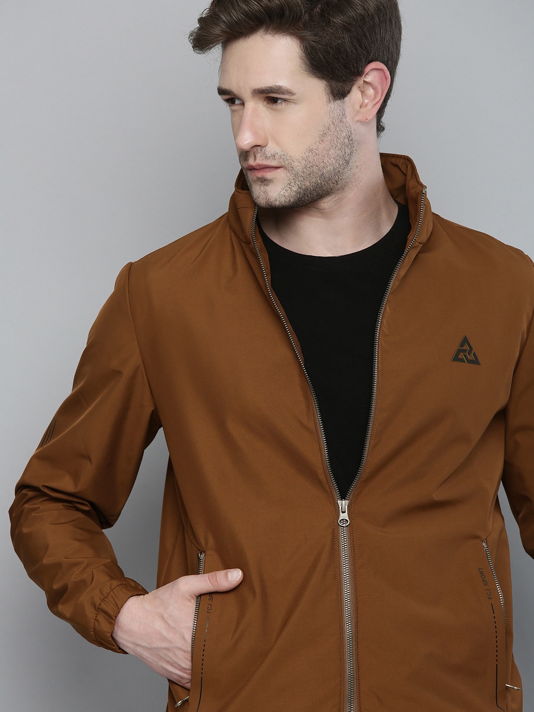 

Fort Collins Men Brown Windcheater Tailored Jacket