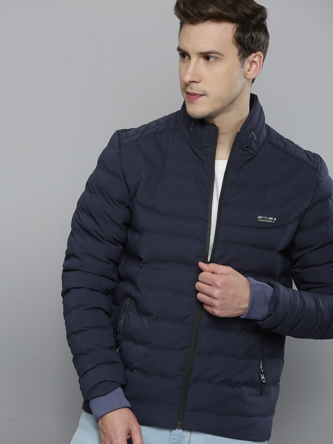 

Fort Collins Men Navy Blue Solid Padded Jacket