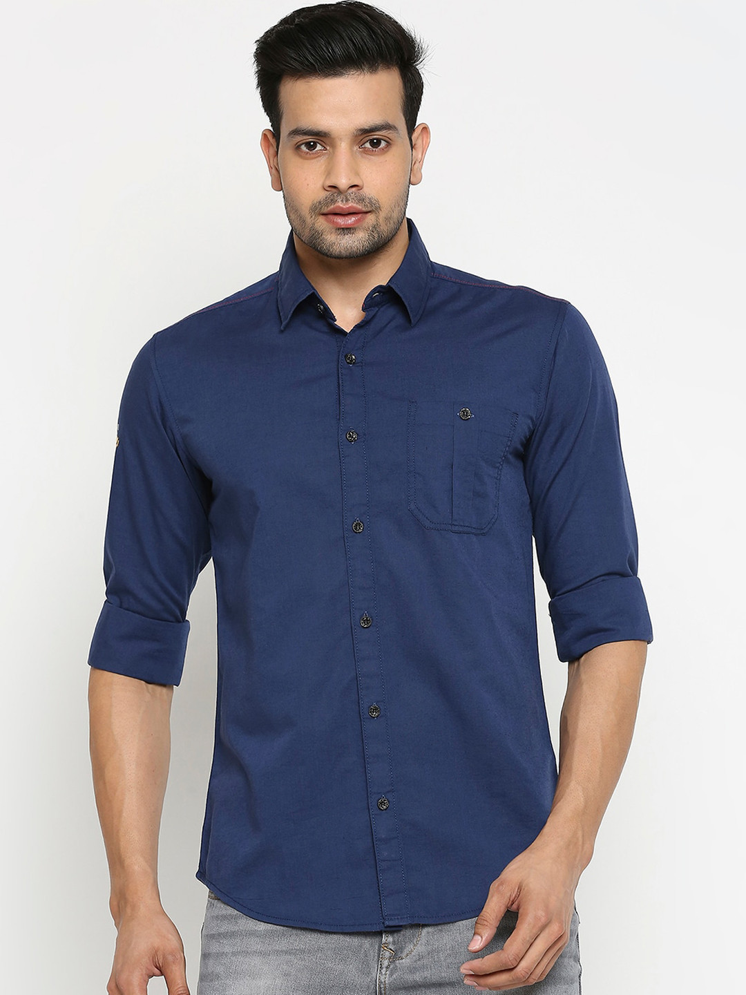 

Mufti Men Navy Blue Solid Slim Fit Casual Shirt