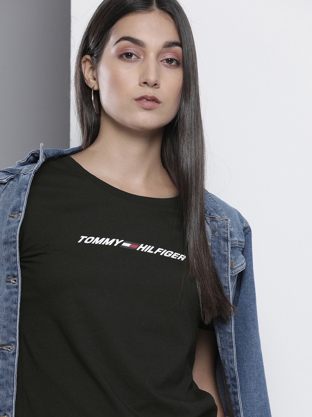 

Tommy Hilfiger Women Black White Brand Logo Printed Pure Cotton T-shirt