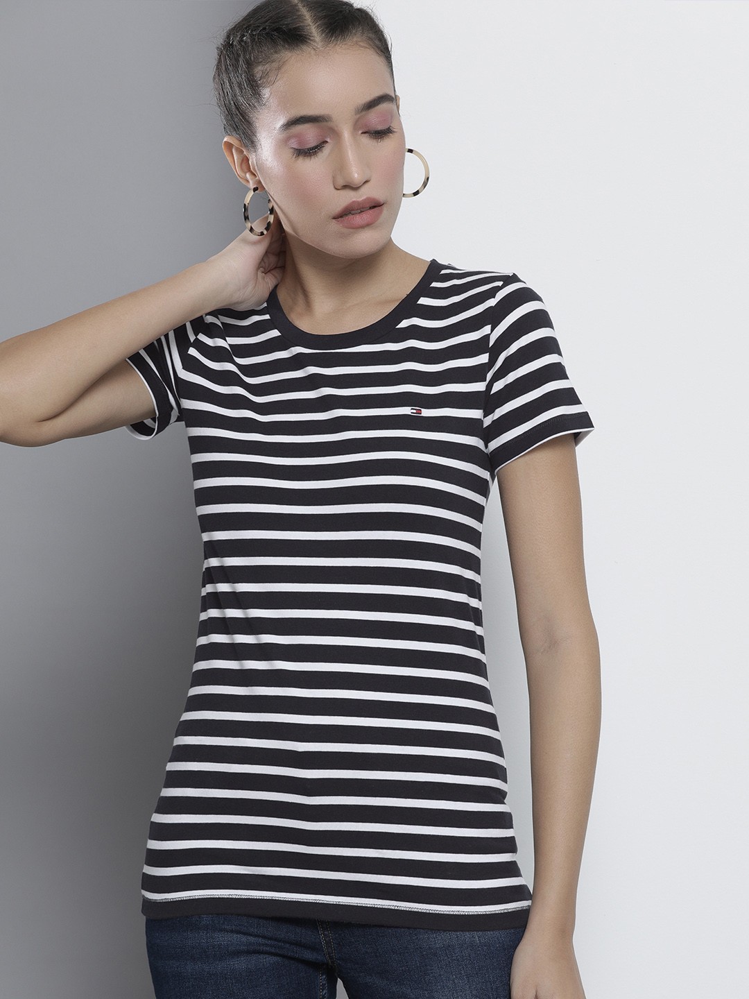 

Tommy Hilfiger Women Navy Blue & White Striped Organic Cotton Slim Fit T-shirt