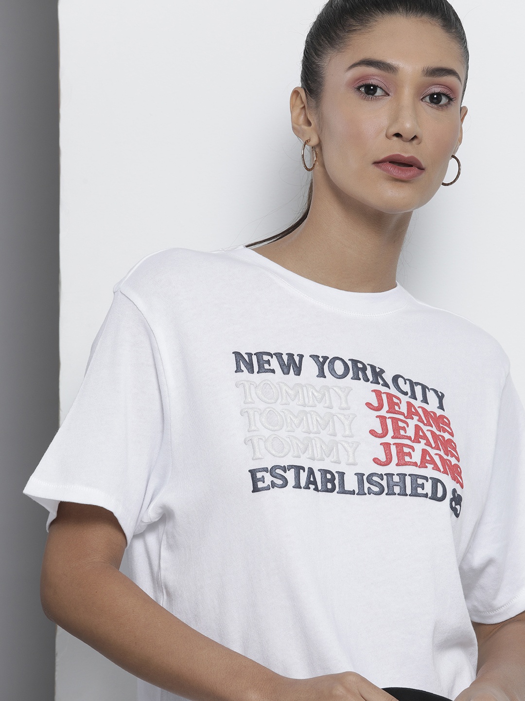 

Tommy Hilfiger Women White Blue Typography Printed Organic Cotton Loose Organic Cotton T-shirt