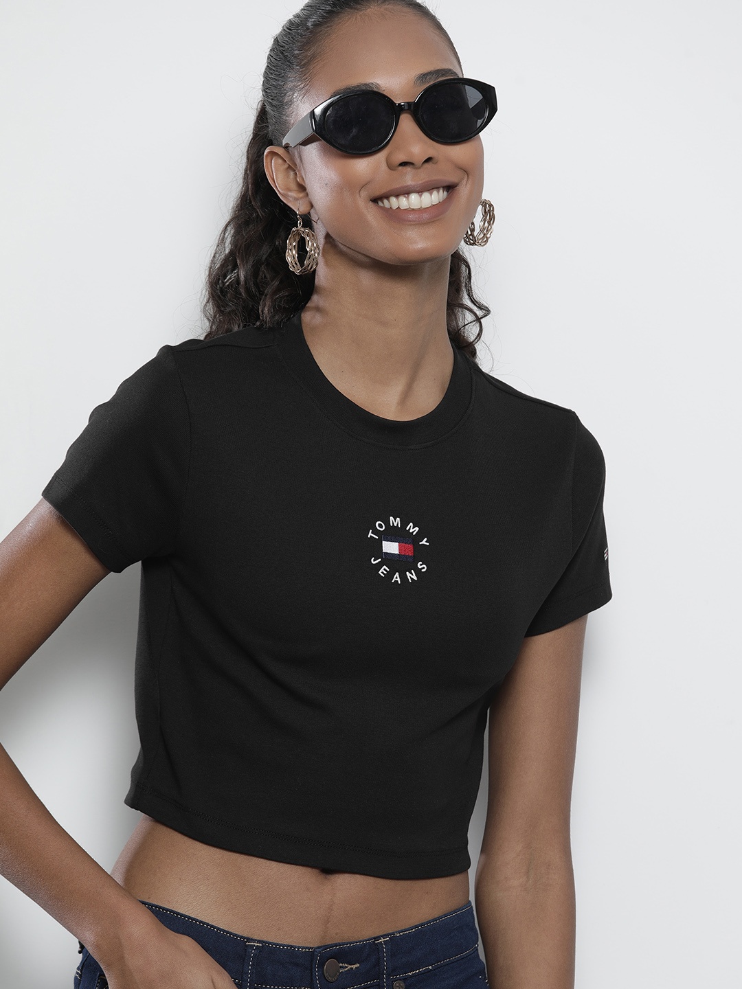 

Tommy Hilfiger Women Black Embroidered Crop T-shirt