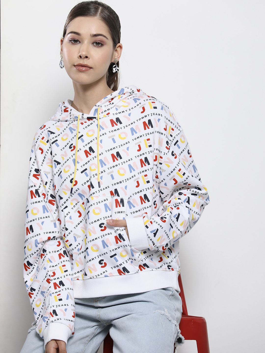 

Tommy Hilfiger Women Multicoloured Printed Hooded Sweatshirt, Multi