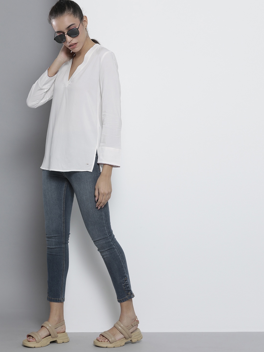 

Tommy Hilfiger Women White Solid Regular Top