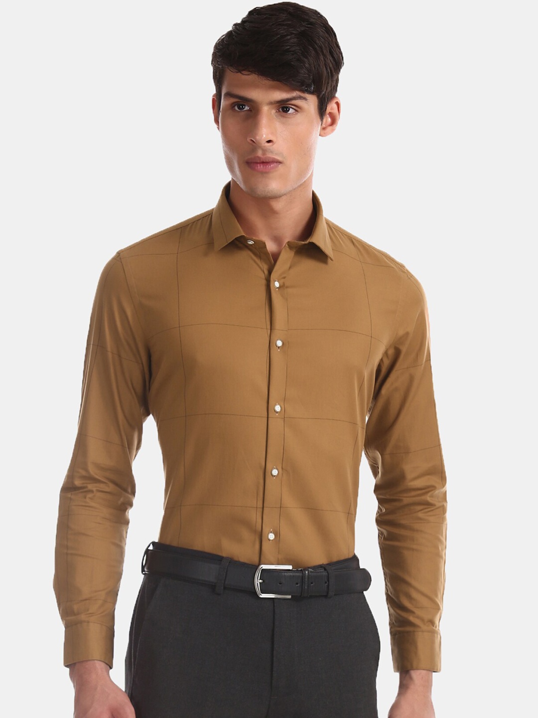 

Arrow New York Men Brown Slim Fit Checked Casual Shirt