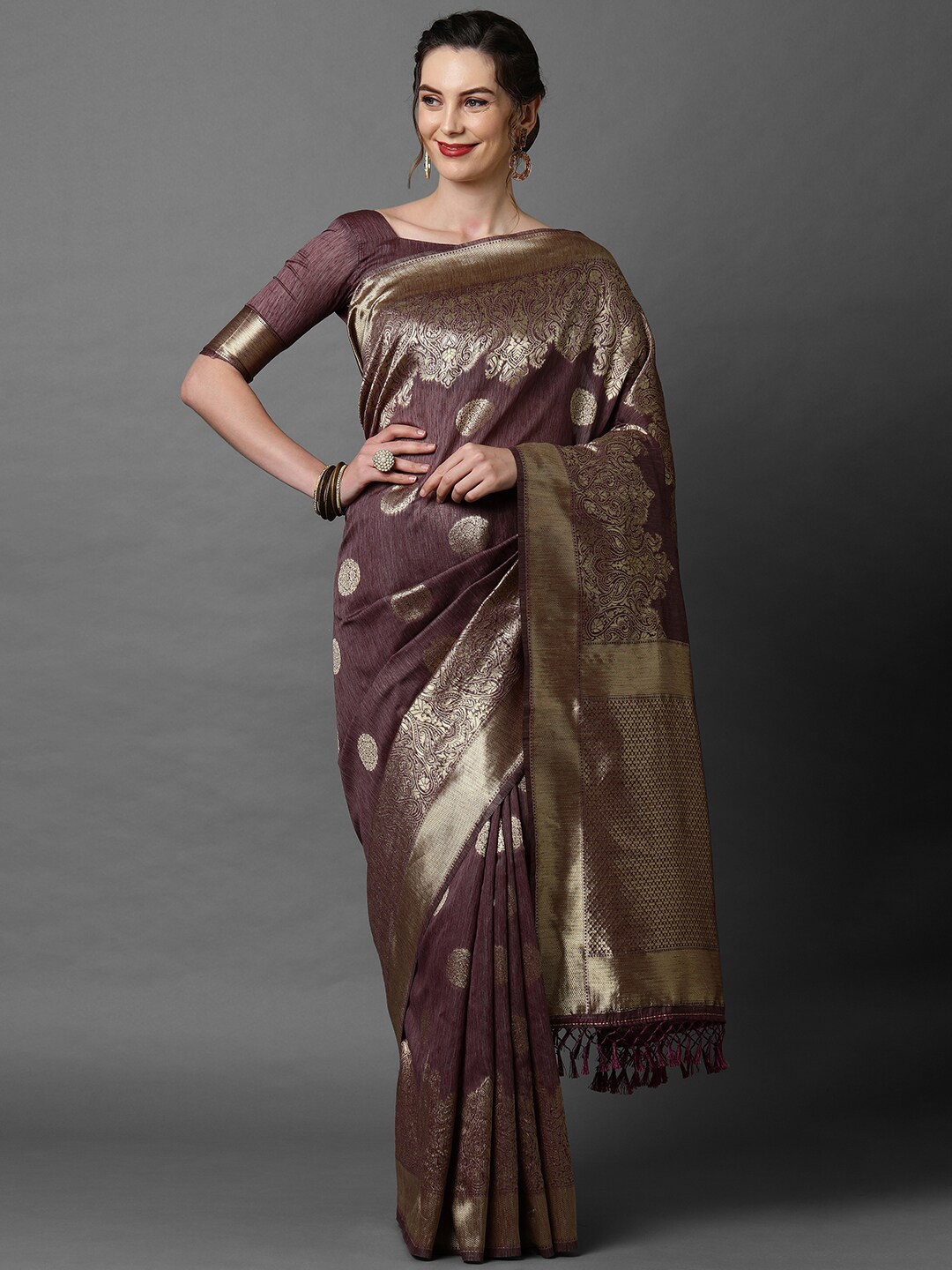 

Mitera Mauve & Gold-Coloured Ethnic Motifs Zari Woven Design Silk Blend Banarasi Saree