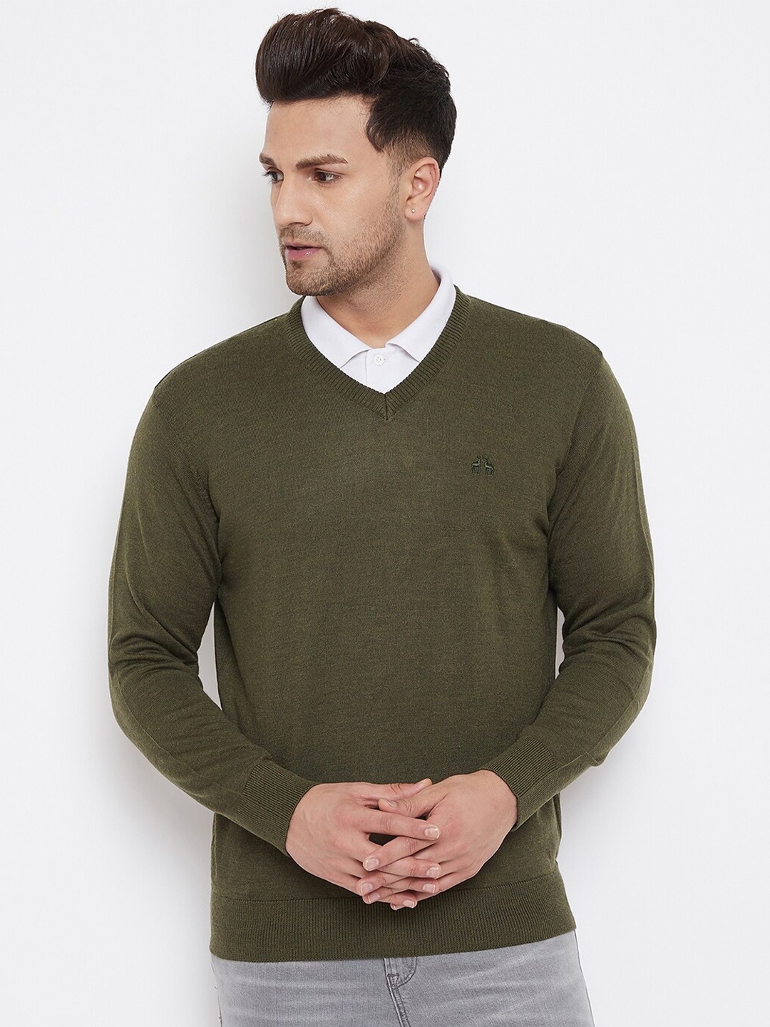 

98 Degree North Men Olive Solid V Neck Full Sleeves Sweater