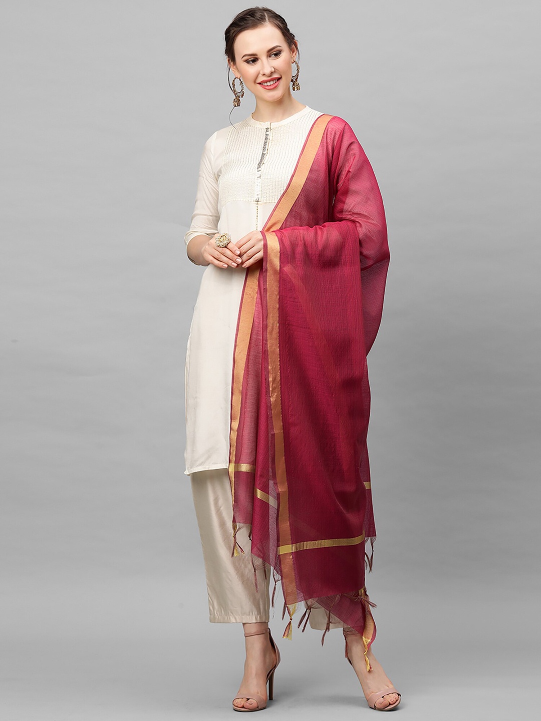 

Indo Era Pink & Gold-Toned Art Silk Dupatta